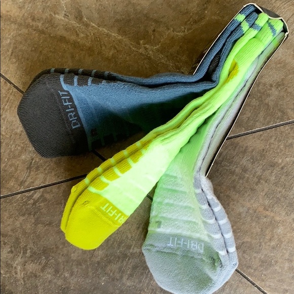 NIKE EVERYDAY MAX CUSHIONED LOW 3 pairs socks set - Picture 8 of 16